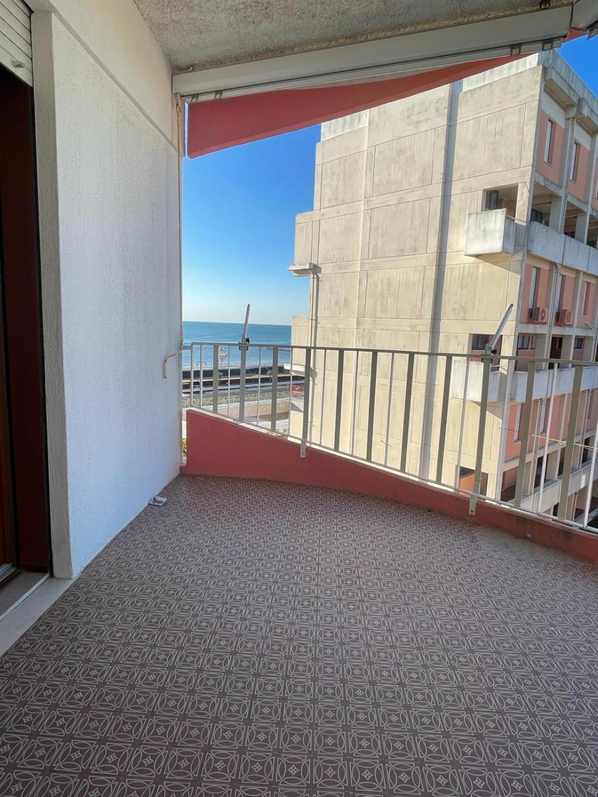 Residence Apollo - Walterigato Apartments Solo Per Famiglie Lido di Jesolo Exterior photo